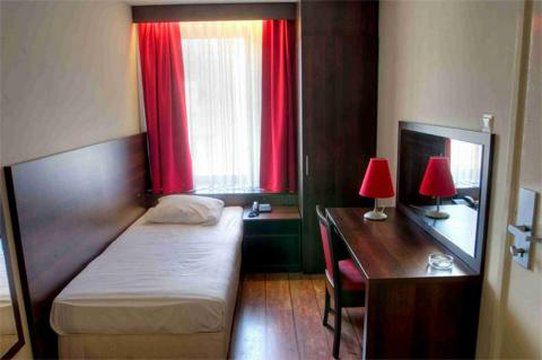 Hotel Damrak Amsterdam Room photo